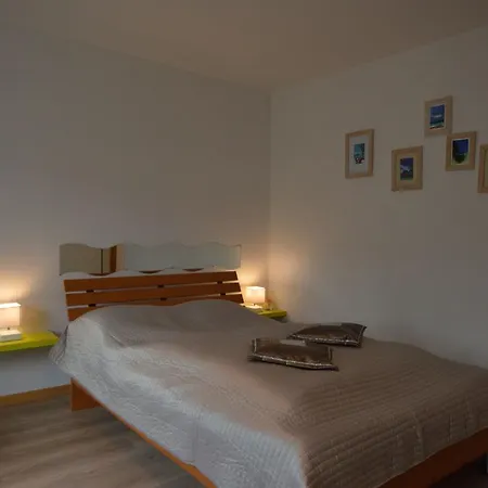 Countryside Holiday In With Terrace Garden Vakantiehuis Stoumont