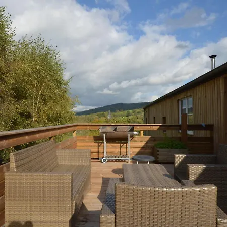 Countryside Holiday In With Terrace Garden